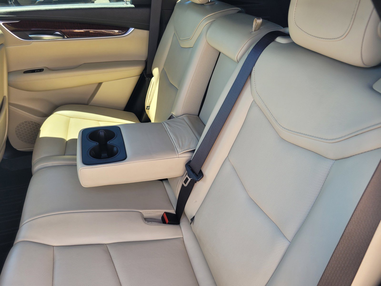 Used 2019 Cadillac XT5 Luxury FWD image 11