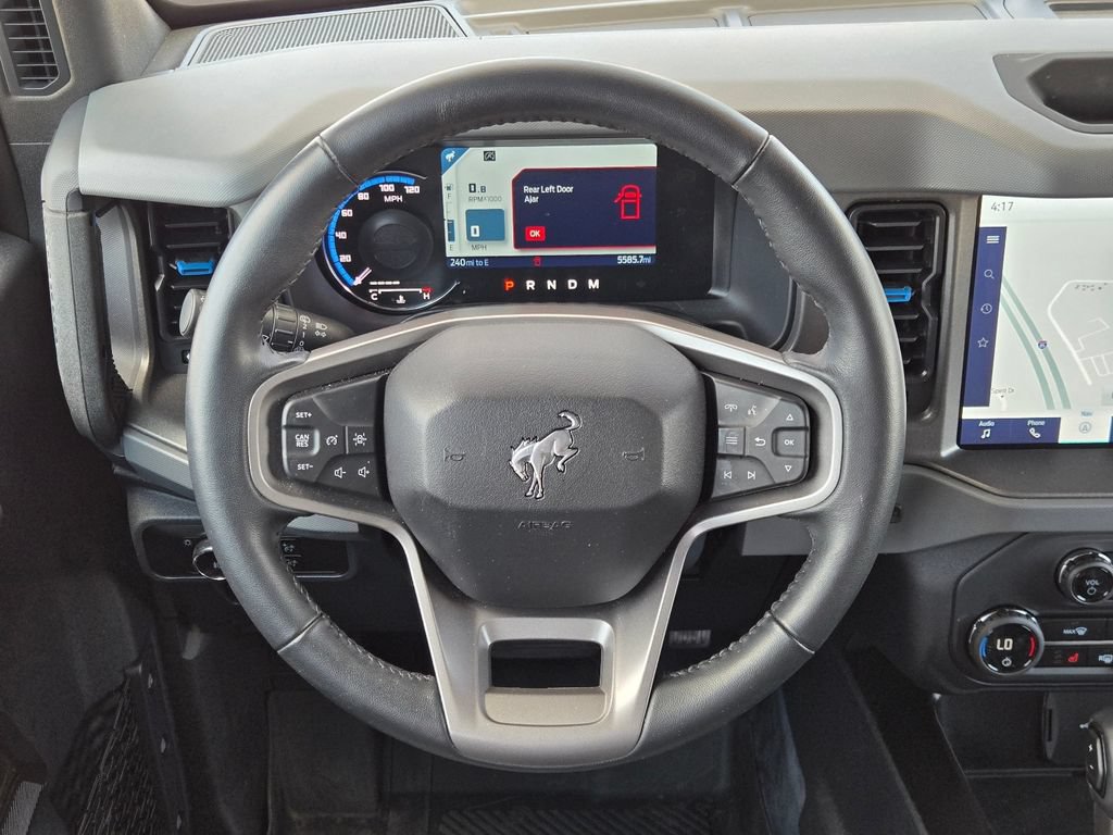 Used 2024 Ford Bronco Black Diamond AWD/4WD image 19