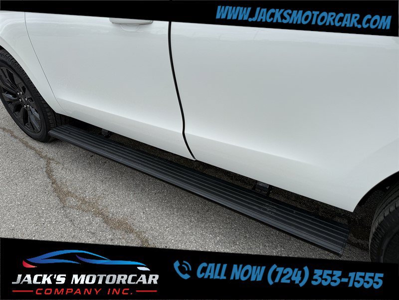 Used 2025 Ford Expedition Platinum w/ Stealth Appearance Package AWD/4WD image 16