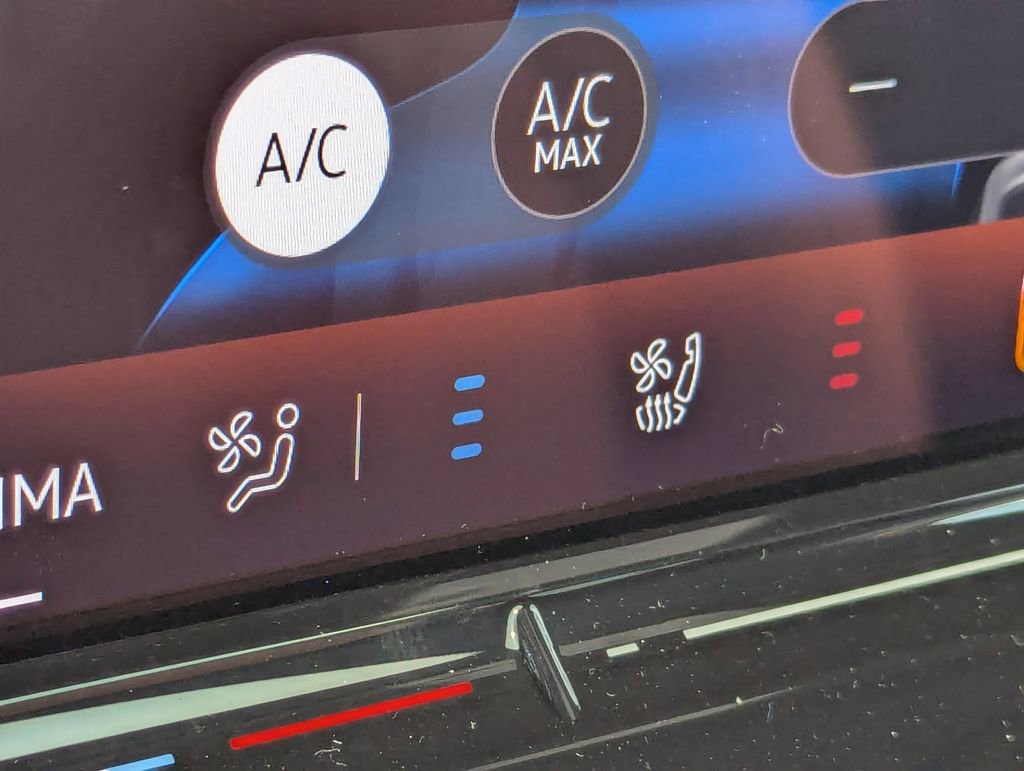 New 2025 Volkswagen ID. Buzz Pro S Plus image 21