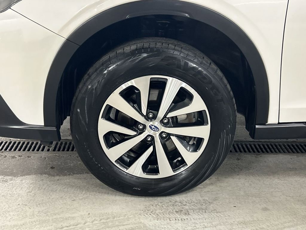 Used 2020 Subaru Outback Premium image 10
