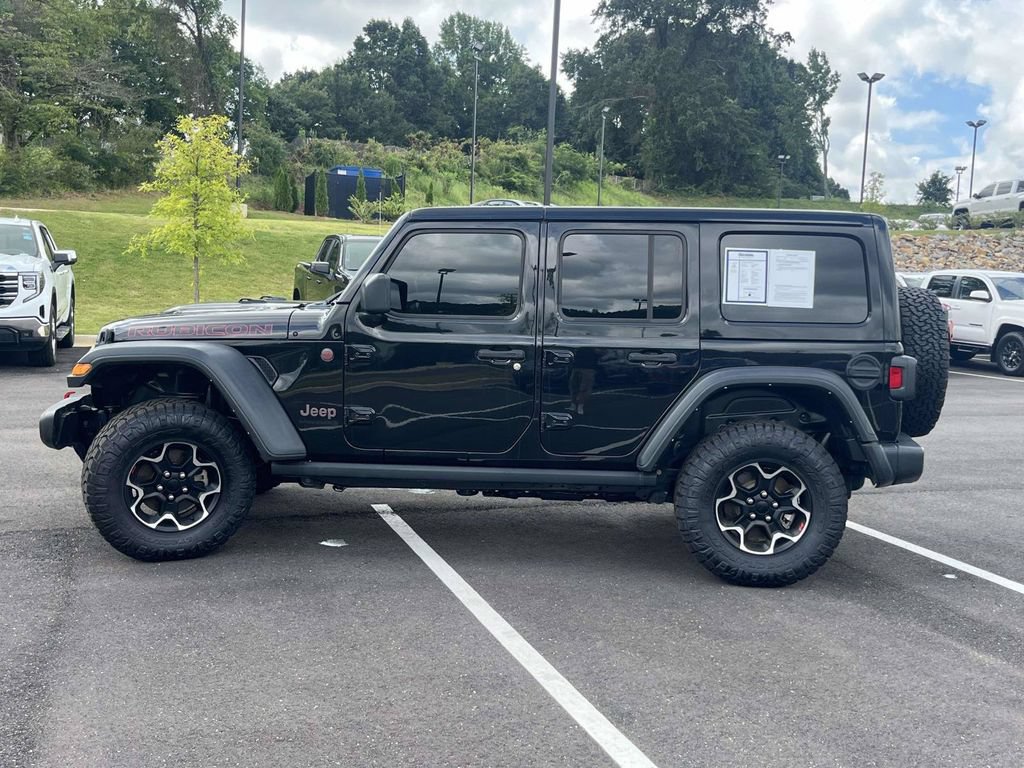 Used 2023 Jeep Wrangler Unlimited Rubicon w/ Cold Weather Group AWD/4WD image 6