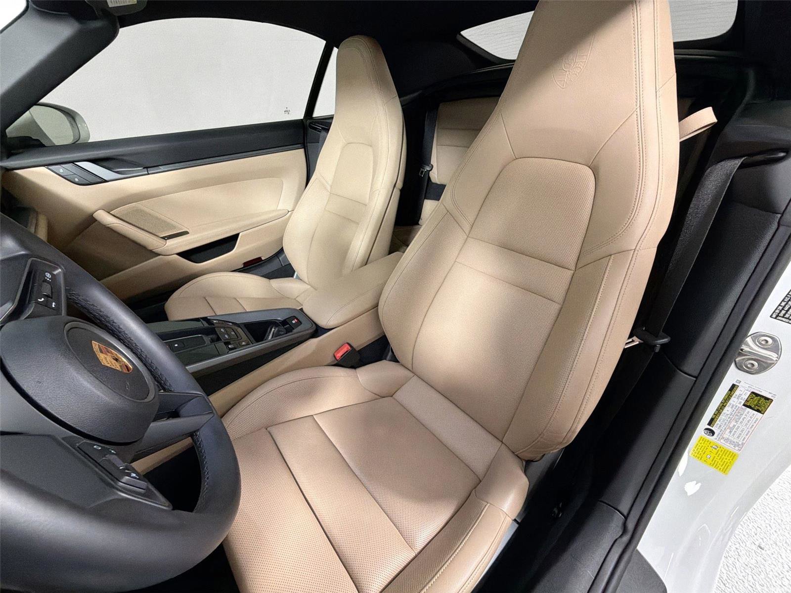 Certified 2023 Porsche 911 Carrera RWD image 5