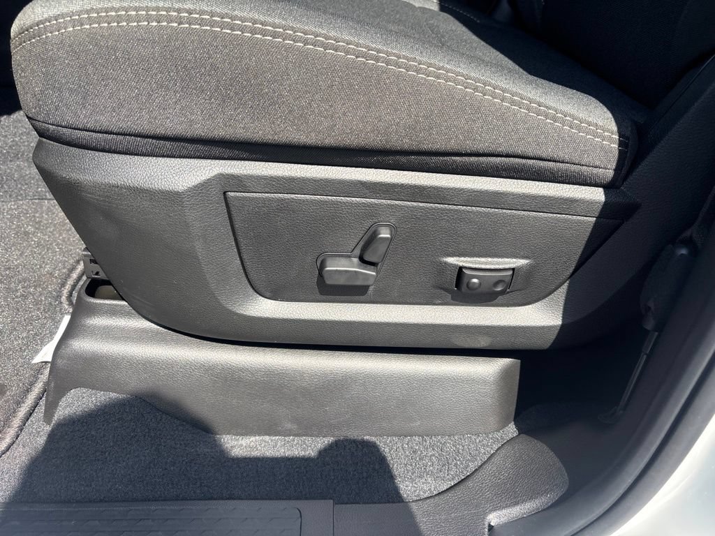 New 2027 RAM 2500 Big Horn AWD/4WD image 10