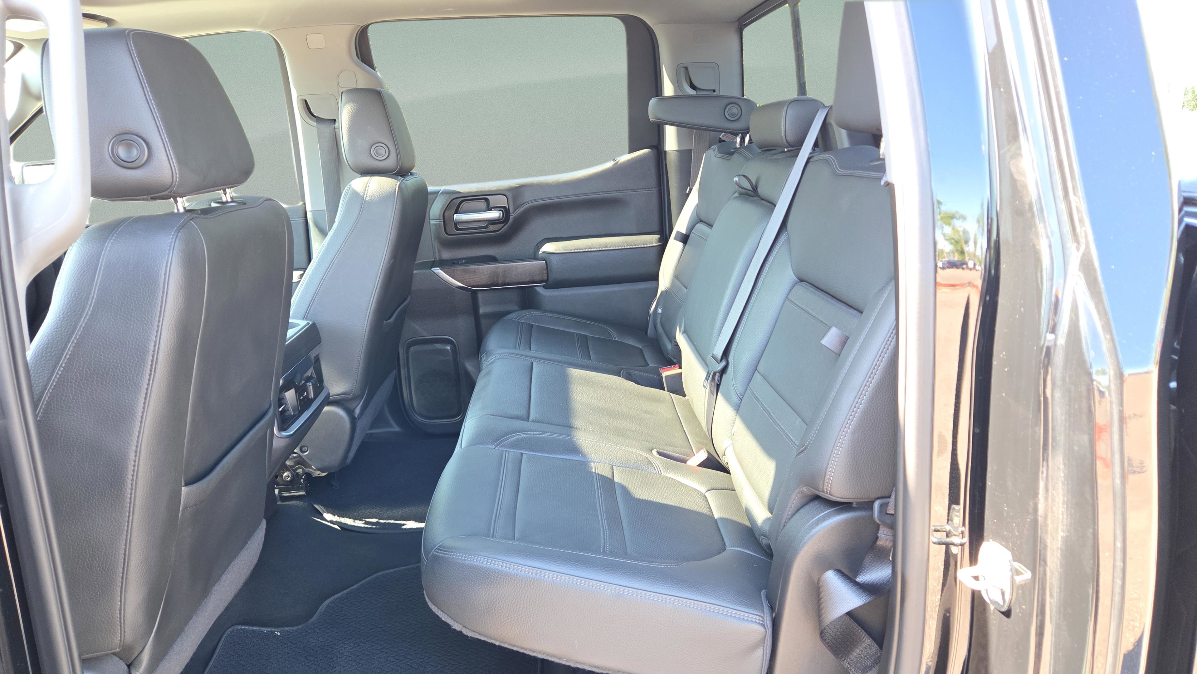 Used 2021 GMC Sierra 1500 Denali w/ Denali Premium Package AWD/4WD image 10