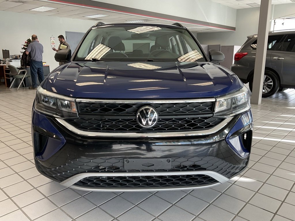 Used 2023 Volkswagen Taos S image 2