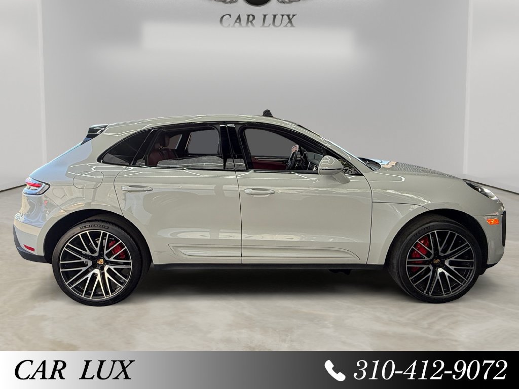 Used 2023 Porsche Macan AWD/4WD image 6