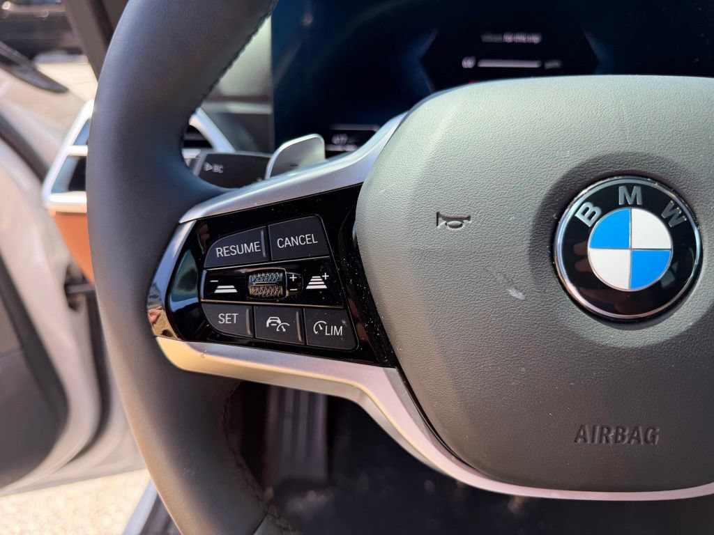 Used 2025 BMW 330i xDrive Sedan w/ M Sport Package AWD/4WD image 30
