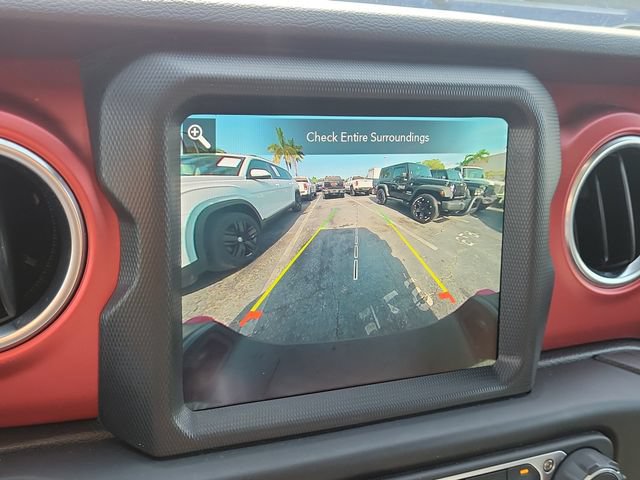 Used 2023 Jeep Gladiator Rubicon w/ Trailer Tow Package AWD/4WD image 25