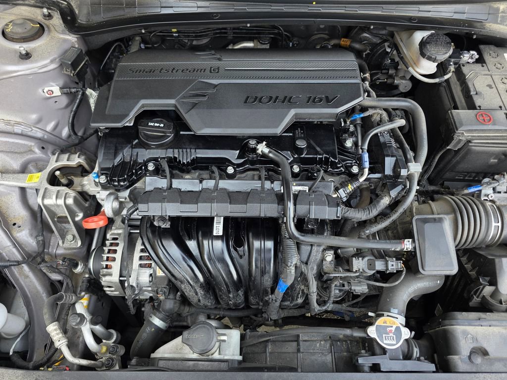 Used 2023 Hyundai Elantra SEL image 10