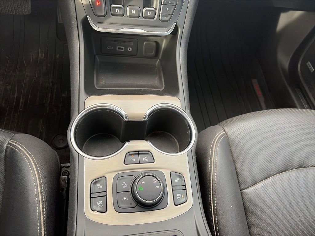 Used 2018 GMC Terrain Denali w/ Advanced Safety Package image 21