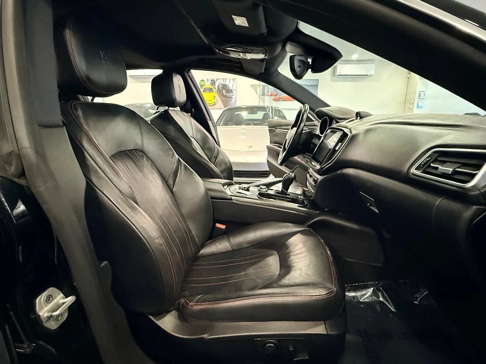 Used 2017 Maserati Ghibli RWD image 20