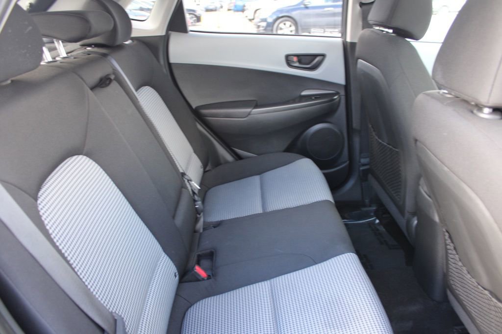 Used 2021 Hyundai Kona SEL w/ Cargo Package image 23