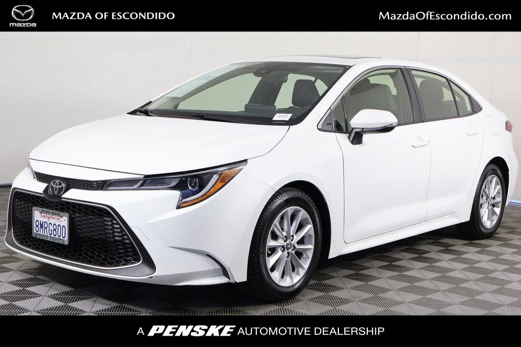 Used 2020 Toyota Corolla XLE w/ Carpet Mat Package (TMS) FWD image 1