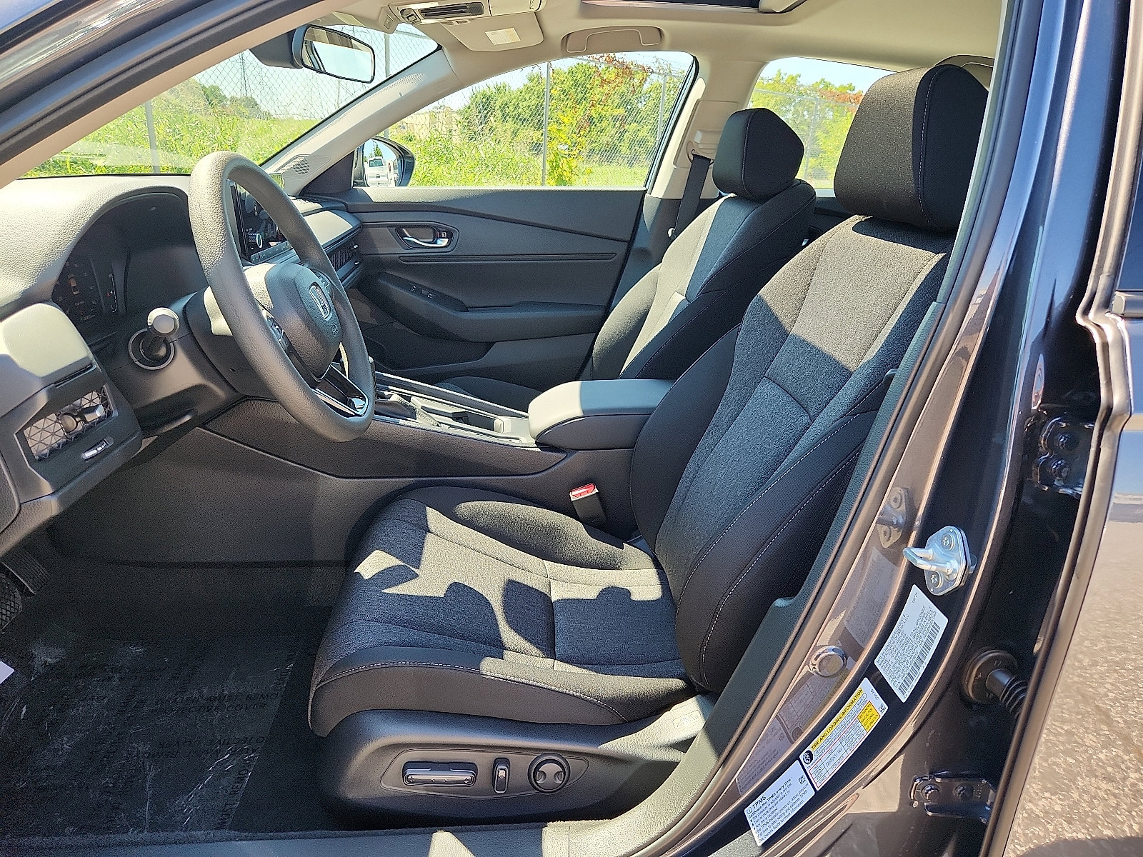 New 2025 Honda Accord SE image 9