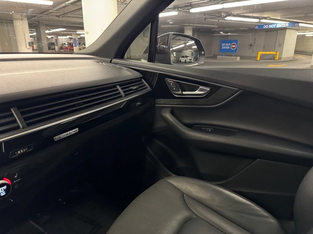 Used 2017 Audi Q7 2.0T Premium Plus w/ Premium Plus Package AWD/4WD image 34