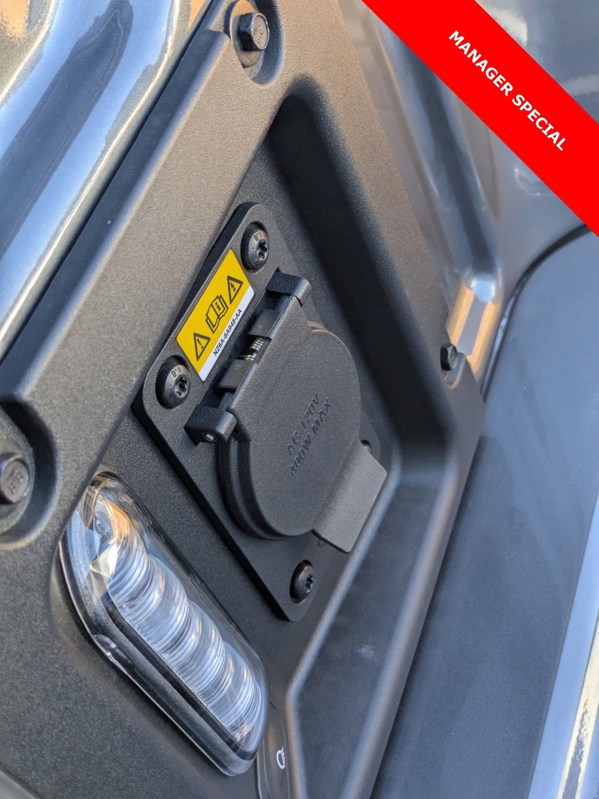 New 2025 Ford Maverick XLT w/ XLT Luxury Package image 12