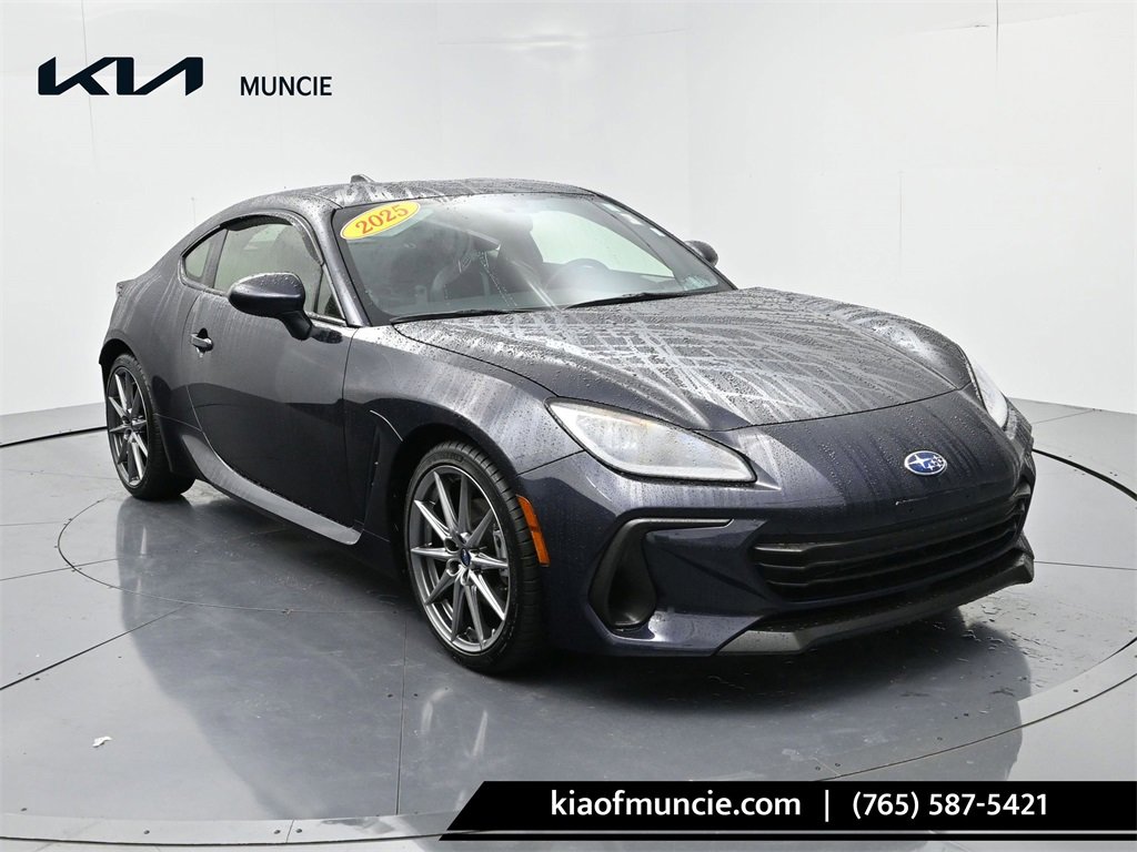 Used 2025 Subaru BRZ Limited image 1