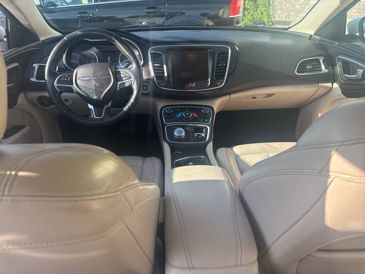 Used 2017 Chrysler 200 Limited Platinum FWD image 19