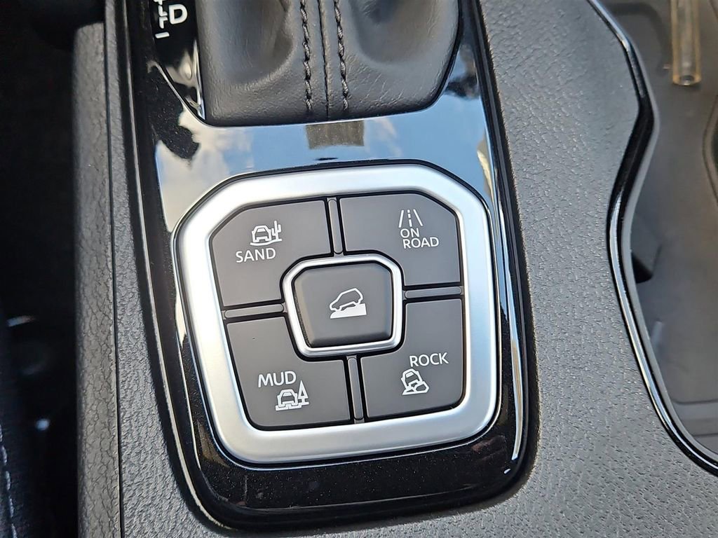 New 2026 Nissan Frontier SV w/ Tow Package image 9