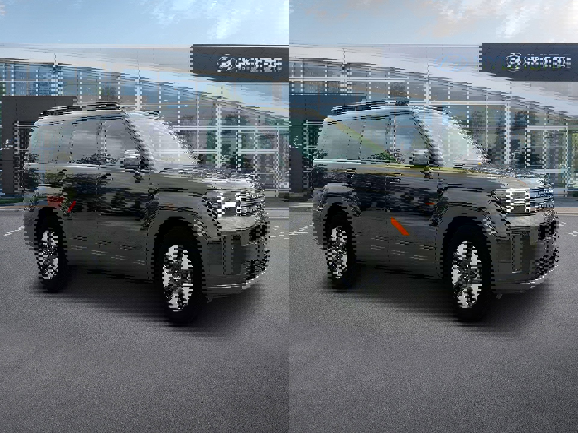 Certified 2025 Hyundai Santa Fe SEL image 10