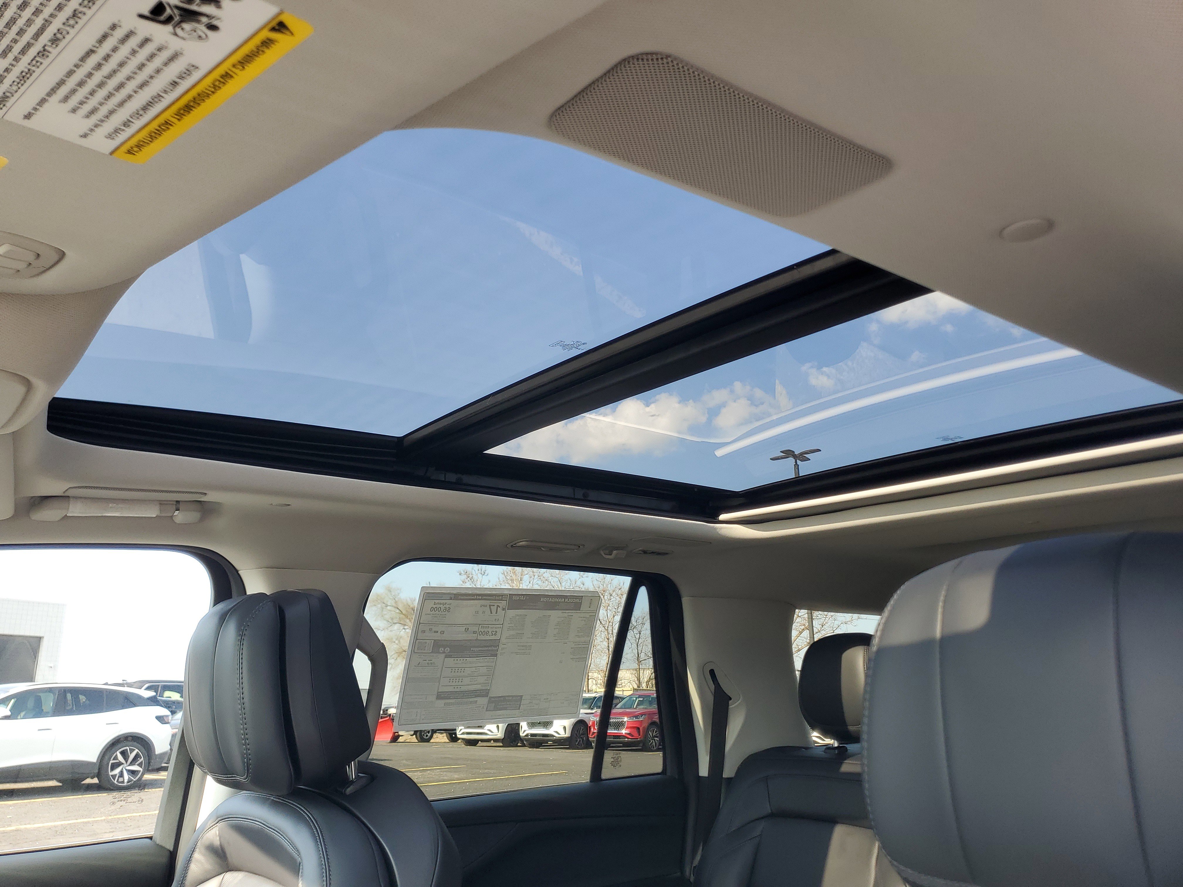 New 2026 Lincoln Navigator L Reserve AWD/4WD image 11