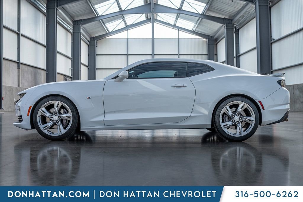 Used 2019 Chevrolet Camaro SS image 2