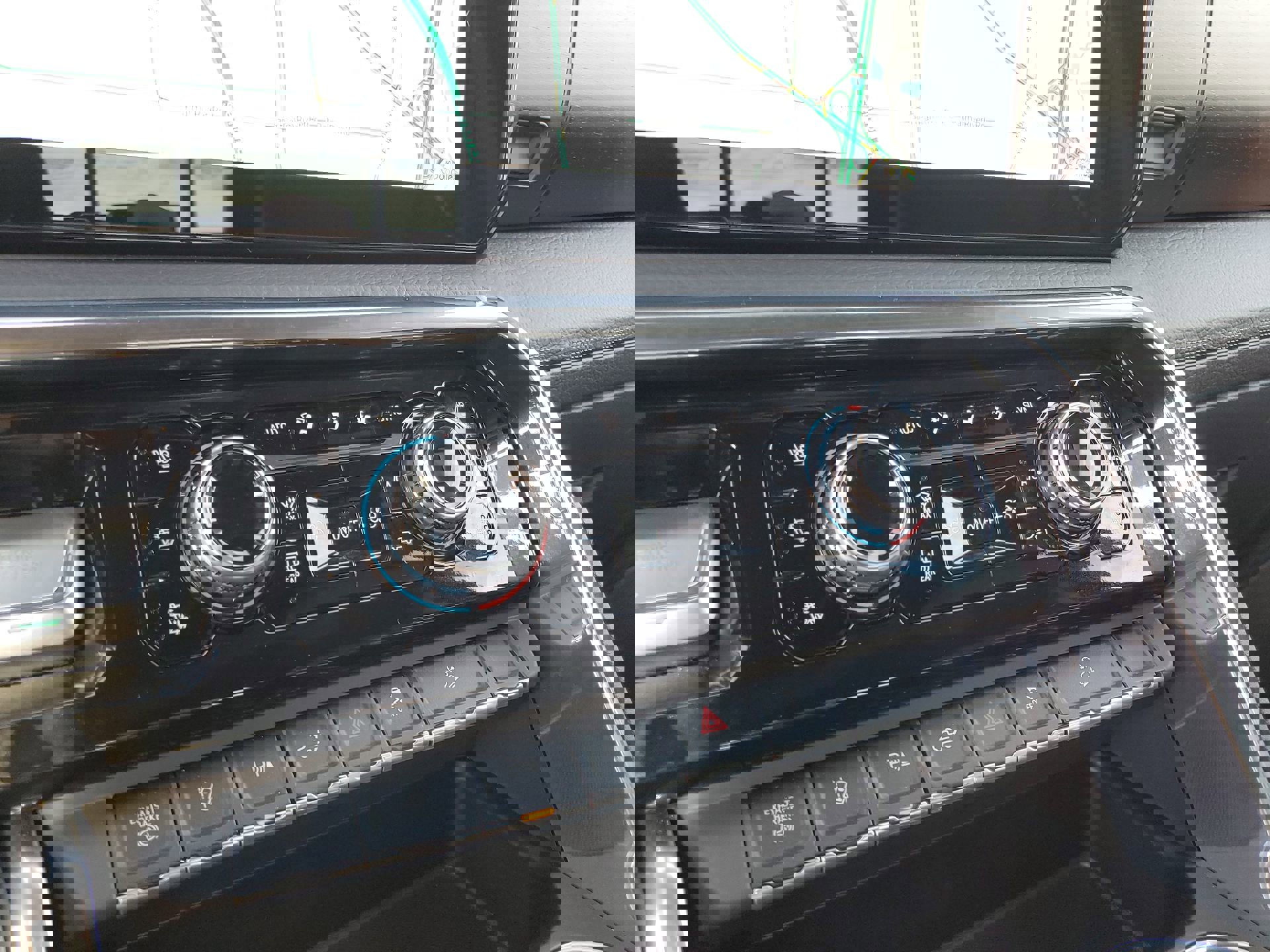 Used 2024 GMC Sierra 3500 Denali image 74