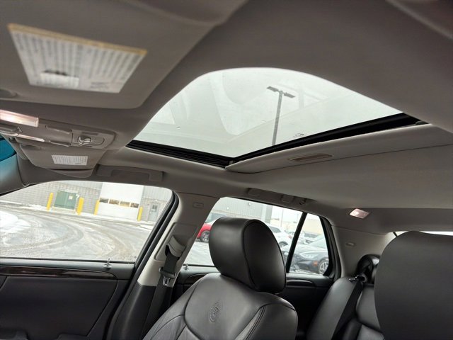 Used 2011 Cadillac DTS Luxury image 16