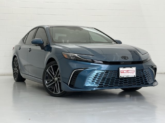 Used 2026 Toyota Camry XSE w/ Premium Plus Package FWD image 2