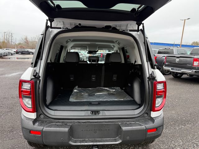 Used 2025 Ford Bronco Sport Badlands image 11