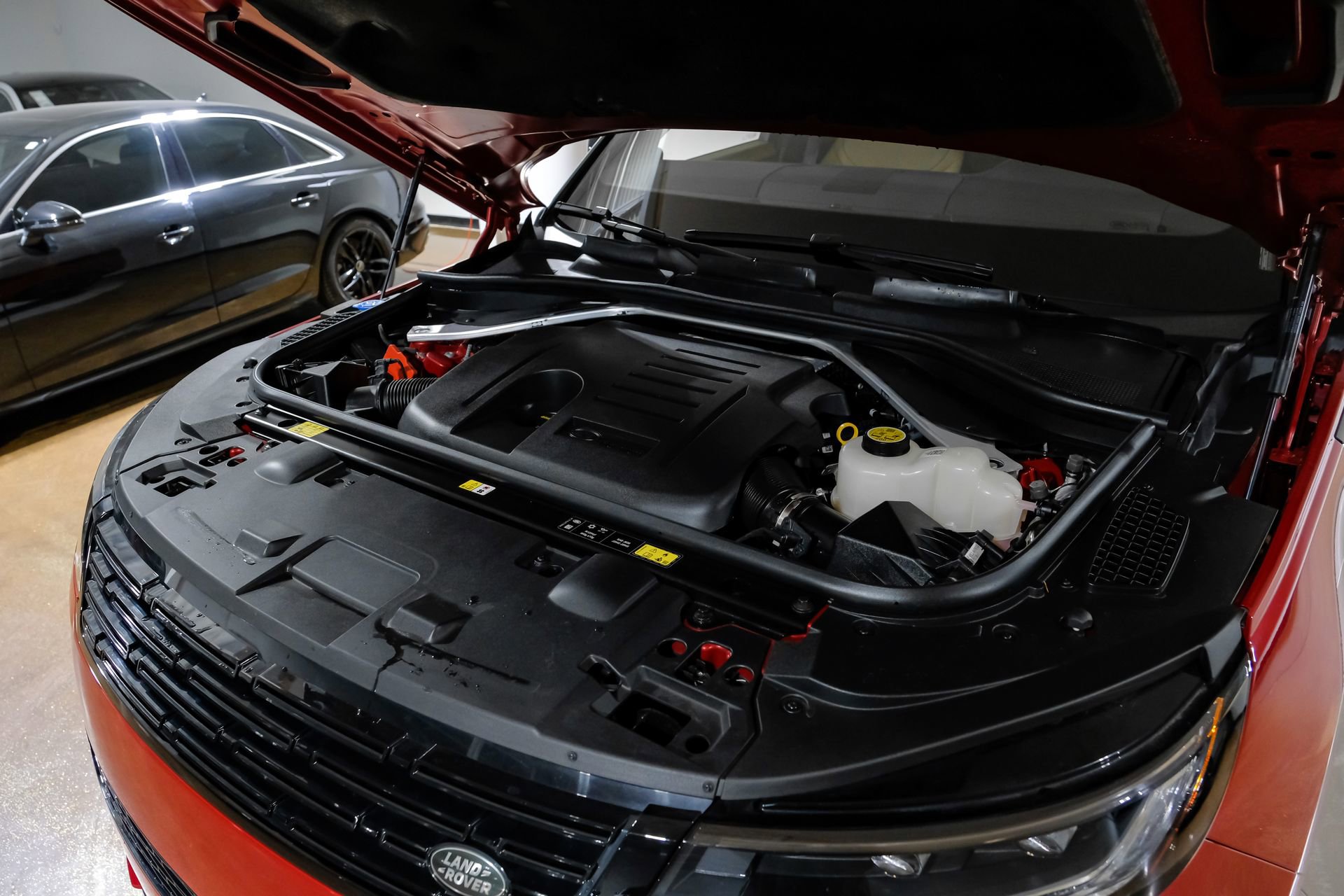 Used 2024 Land Rover Range Rover Sport Dynamic SE image 52