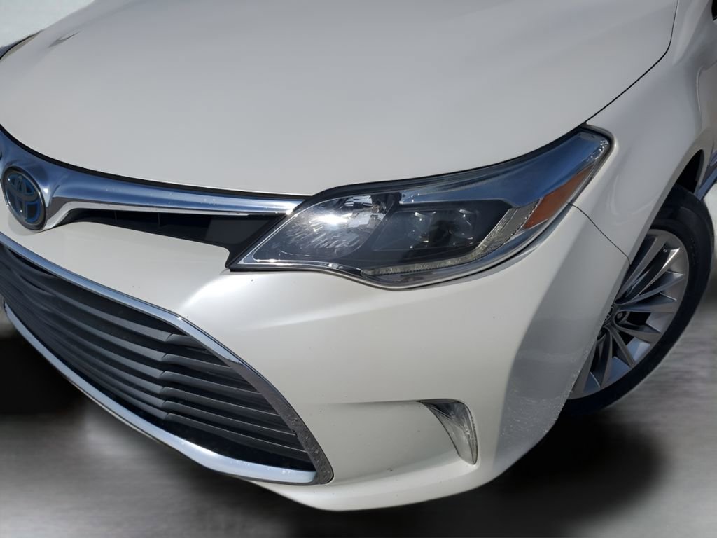 Used 2018 Toyota Avalon Limited w/ Protection Package image 16