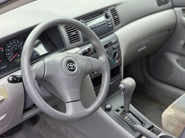 Used 2004 Toyota Corolla CE image 11