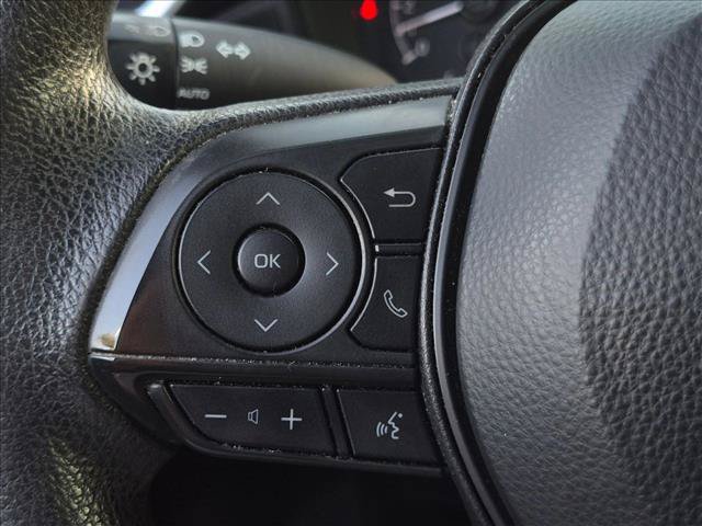 Used 2020 Toyota Corolla LE FWD image 7