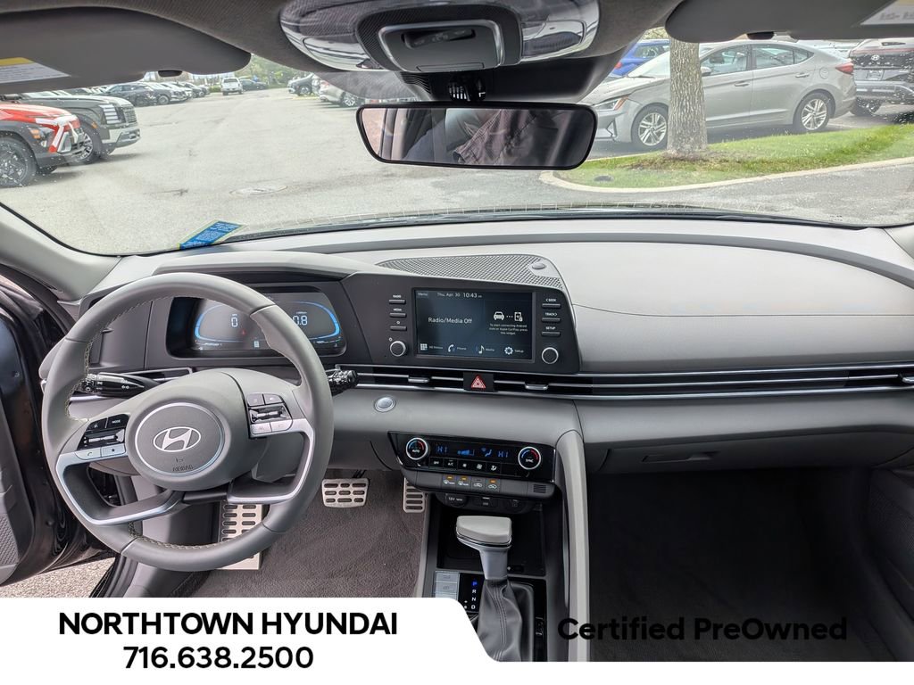 Certified 2025 Hyundai Elantra Sport FWD image 7