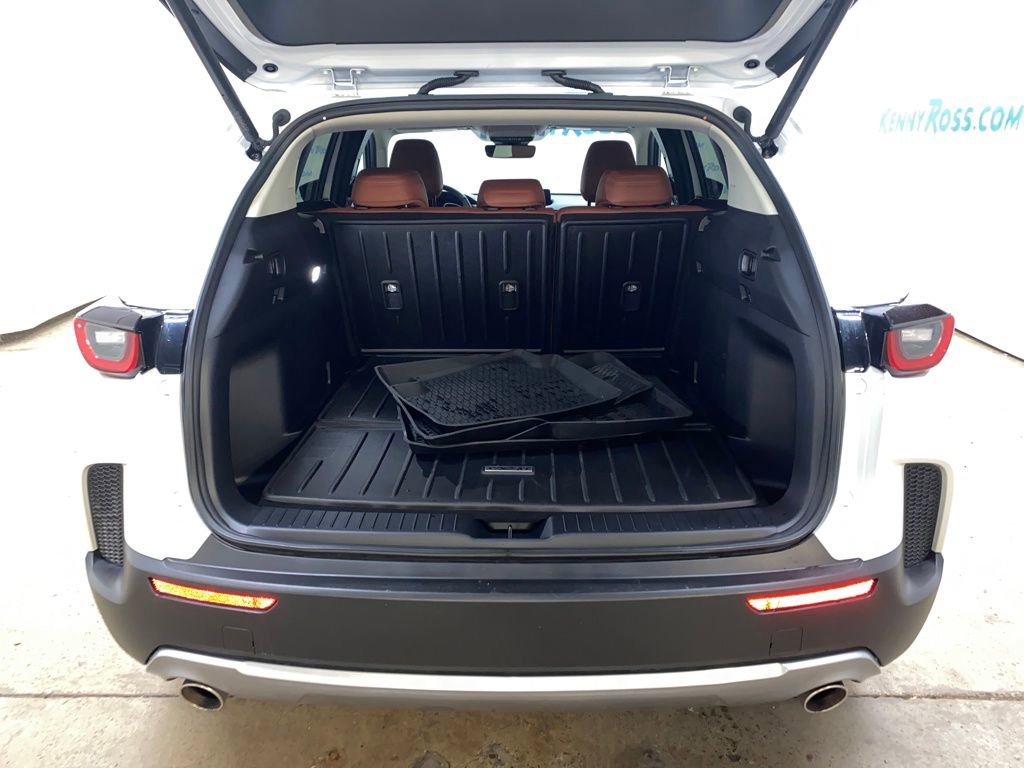 Certified 2025 MAZDA CX-50 AWD 2.5 Turbo w/ Premium Pkg image 19