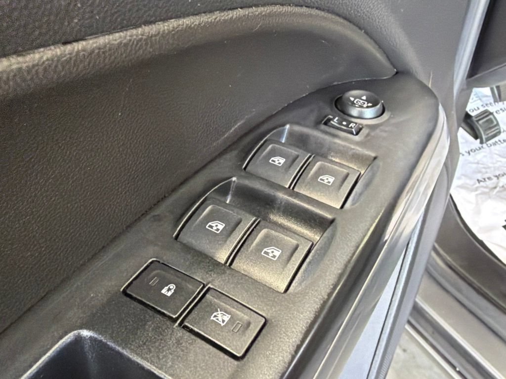 Used 2019 Chevrolet Colorado LT w/ Colorado RST Special Edition RWD image 18