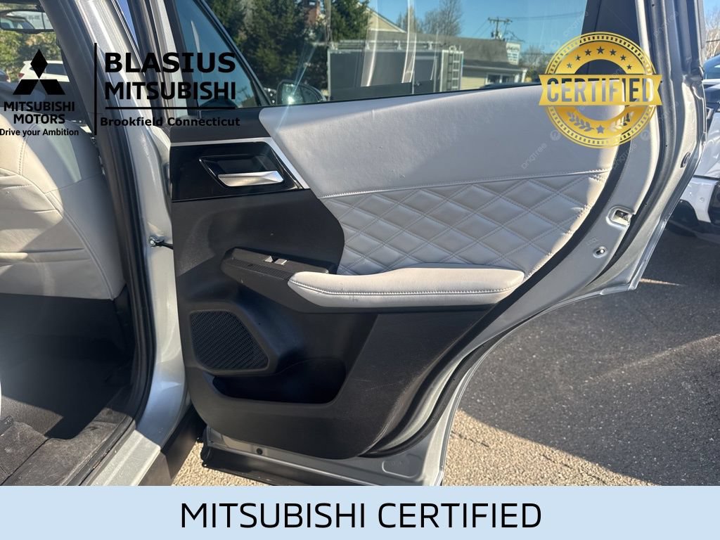 Used 2022 Mitsubishi Outlander SEL AWD/4WD image 31