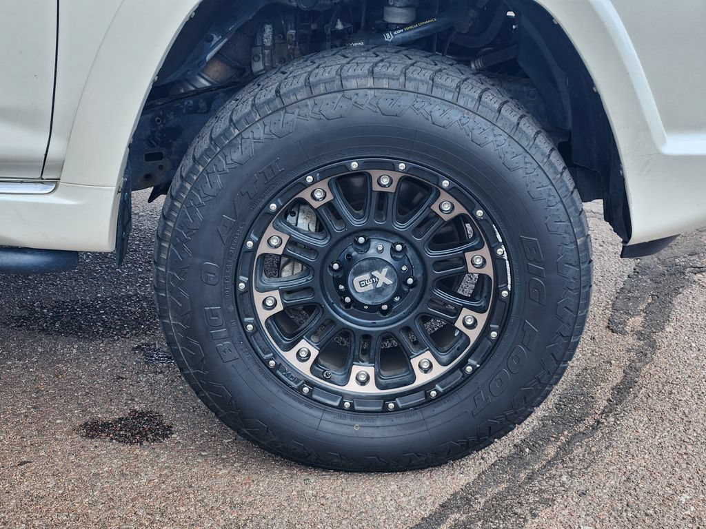Used 2012 Toyota 4Runner Limited AWD/4WD image 30