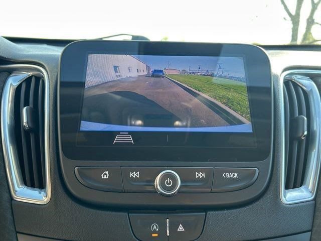 Used 2020 Chevrolet Malibu LT w/ Fleet LT Safety Plus Package image 24