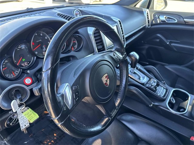 Used 2014 Porsche Cayenne image 22