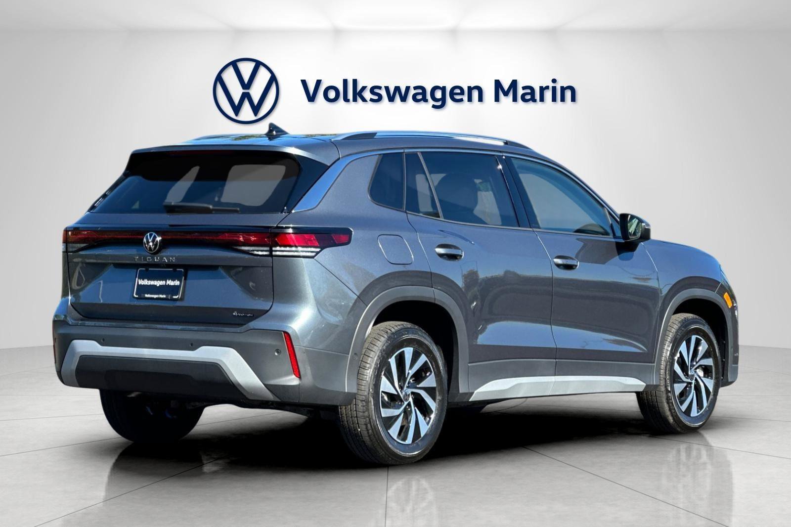 New 2025 Volkswagen Tiguan S image 5