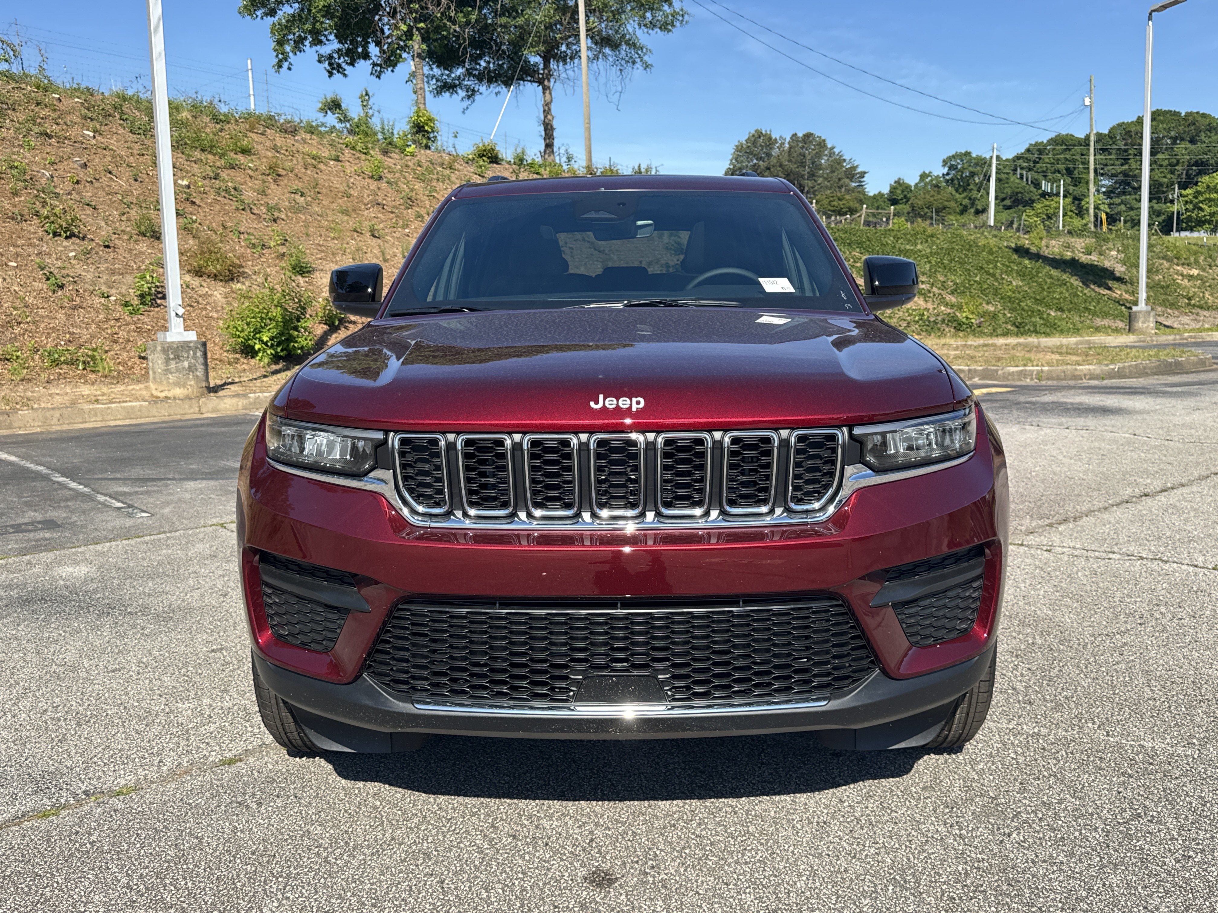 New 2026 Jeep Grand Cherokee Laredo X RWD image 4