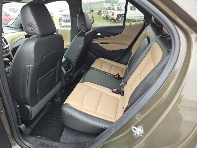 Used 2023 Chevrolet Equinox Premier image 10