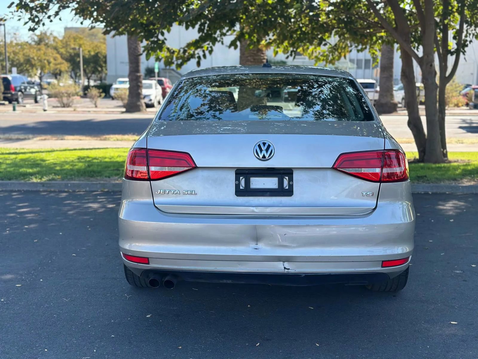 Used 2015 Volkswagen Jetta SEL FWD image 23
