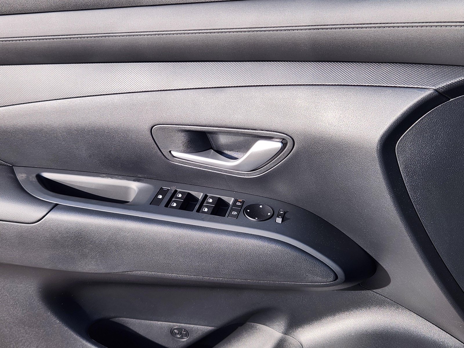 New 2026 Hyundai Santa Cruz SE AWD/4WD image 7