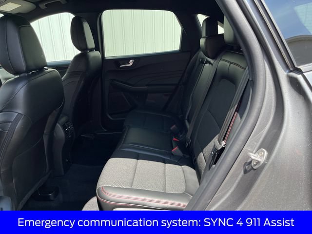 New 2026 Ford Escape ST-Line w/ Cold Weather Package AWD/4WD image 19