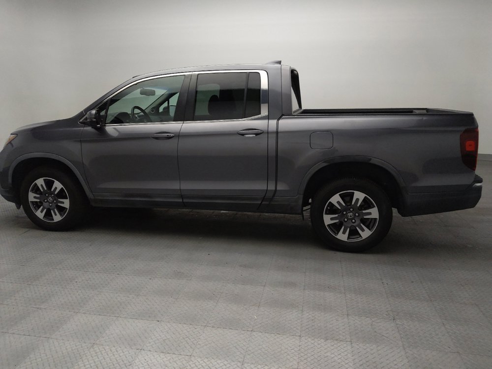Used 2017 Honda Ridgeline RTL-T image 3