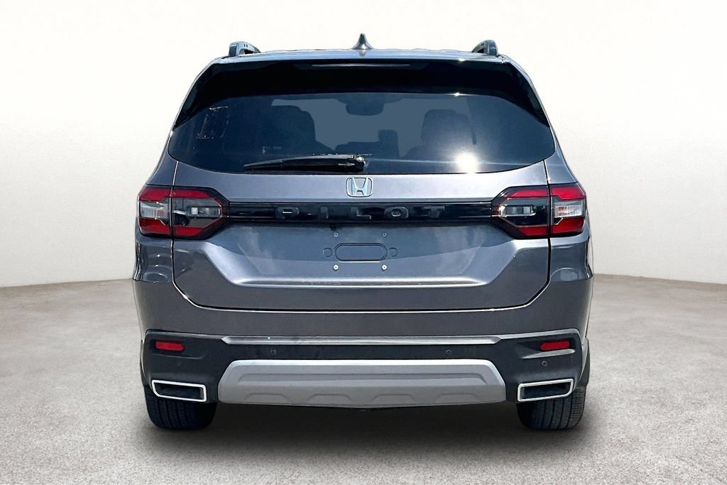 Used 2025 Honda Pilot Elite image 5